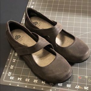 Clark’s Sillian Bella Slip Ons - NEW!